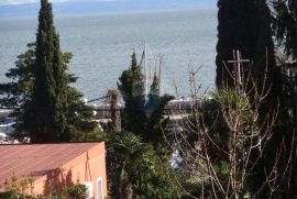 IČIĆI - obiteljska kuća sa velikom okućnicom, 50m od marine!, Opatija - Okolica, Ev