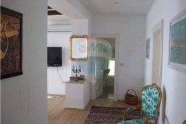 OPATIJA-VOLOSKO- 95m2- UZ SAMO MORE, Opatija, شقة