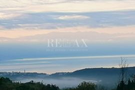 Bribir - kamena kuća za renovaciju s pogledom, Vinodolska Općina, Kuća