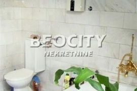 Zemun, Centar, Glavna, 4.5, 143m2, Zemun, Flat