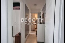 Novi Sad, Bulevar patrijarha Pavla, , 3.0, 63m2, Novi Sad - grad, Wohnung