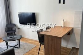 Novi Sad, Petrovaradin, Okrugićeva, 1.5, 28m2, Novi Sad - grad, Apartamento