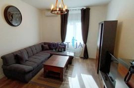 Moderno uređen peterosoban stan (4S+DB) sa velikim balkonom, Rijeka, Appartment