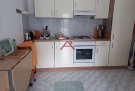 Stinica, dvosoban s dnevnim, 60 m2., Senj, Stan