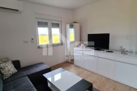 Apartman u samom centru Pule na 6 katu, Pula, Flat