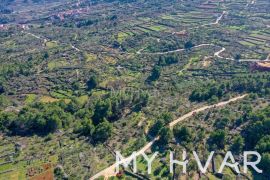 Građevinsko zemljiše u Vrisniku sa pogledom na more, Jelsa, Terra