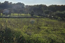 Istra, Marčana, građevinsko zemljište na svega 1,5km od plaže, Marčana, Zemljište