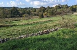 Labin, kompleks građevinskog i poljoprivrednog zemljišta, Labin, Γη