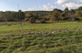 Labin, kompleks građevinskog i poljoprivrednog zemljišta, Labin, Γη