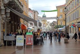 RIJEKA - KORZO, poslovni prostor 10 m2, Rijeka, Propiedad comercial