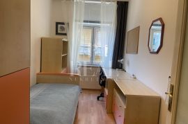 Prodaja adaptiranog stana na Belvederu 2S+DB  71.73 M2, Rijeka, Flat