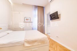 Zagreb, Donji grad prekrasan trosoban stan NKP 68 m2, Zagreb, Daire