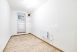 Zagreb, Gornji Grad, kompletno renovirani dvosoban stan, NKP 47 m2, Zagreb, Daire