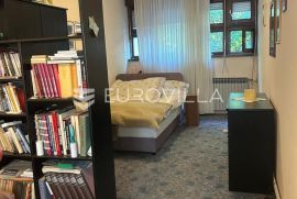 Zagreb, Petrova, četverosoban stan s garažom NKP 130 m2, Zagreb, Daire