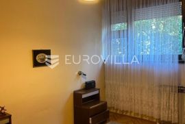 Zagreb, Petrova, četverosoban stan s garažom NKP 130 m2, Zagreb, Daire