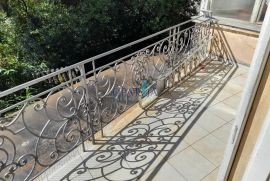 Opatija 1. red do mora dvoetažni stan 114.55 m2, Opatija, Appartment