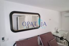 Zadar, stari grad stan 75m² renoviran 200m do mora, Zadar, Appartment