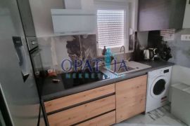 Zadar, stari grad stan 75m² renoviran 200m do mora, Zadar, Appartment