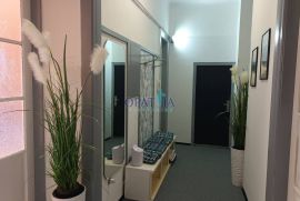 Rijeka, u centru, stan 152 m2 s terasom od 30 m2, Rijeka, Appartment