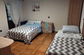 Rijeka, Mlaka stan u prizemlju 82 m2+ vrt 60 m2, Rijeka, Flat