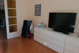 Rijeka, centar - gospodski stan u centru + odvojena garsonijera, Rijeka, Appartment