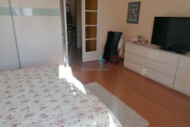 Rijeka, centar - gospodski stan u centru + odvojena garsonijera, Rijeka, Appartment