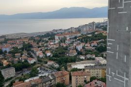 Rijeka, Rastočine, 3s+db 86 m2 sa balkonom i pogledom na more, Rijeka, Daire