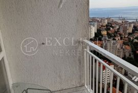 Rijeka, Rastočine, 3s+db 86 m2 sa balkonom i pogledom na more, Rijeka, Daire