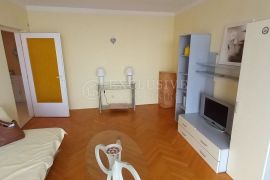 Rijeka, Rastočine, 3s+db 86 m2 sa balkonom i pogledom na more, Rijeka, Daire