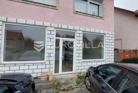 Požega, SNIŽENO, Kralja Krešimira, poslovni prostor 67 m2, Požega, Ticari emlak