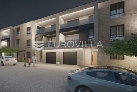 Pula, Valdebek - moderni i kvalitetni trosobni stan u prizemlju s vrtom, NKP 72,25 m2 - top lokacija, Pula, Apartamento