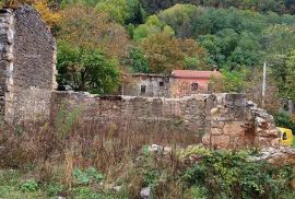 Kuća Prodaje se stara kuća, Lanišće, Haus