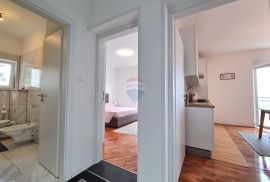 OPATIJA,CENTAR- stan, parking, okućnica, balkon, pogled na more, Opatija, Διαμέρισμα