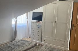 Opatija, stan, 3S+DB, s pogledom na more, garažom i terasom s bazenom, Opatija, Kвартира