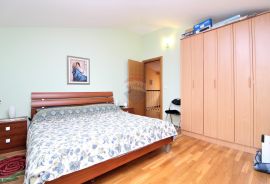 OPATIJA- stan 3S+DB, garaža, terasa, pogled na more, Opatija, Wohnung