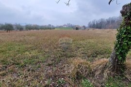 Istra, Sutivanac, građevinsko zemljište sa projektom i plaćenim komunalijama, Barban, Tierra