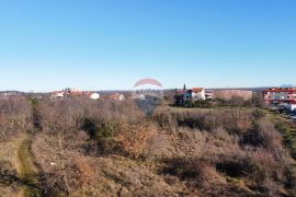 PULA OKOLICA, 3 građevinska zemljišta na mirnoj lokaciji, Pula, Land