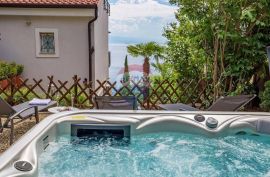 OPATIJA - penthouse s vrtom, panoramski pogled, Opatija, Stan