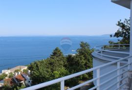 OPATIJA - PROSTRANI STAN 156 m2 NA PRVOM KATU, Opatija, Stan