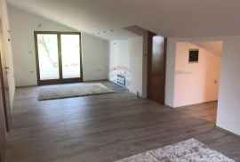 OPATIJA - STAN S APARTMANOM NA MIRNOJ LOKACIJI, PREKRASAN POGLED, Opatija, Διαμέρισμα