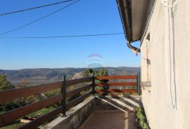 Motovun okolica, autohtona kuća s pogledom na Motovun, Motovun, Haus