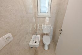 Novogradnja 200m od mora, Novi Vinodolski, Apartamento