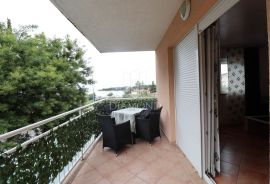 Umag, okolica komforan stan s pogledom na more !, Umag, Appartement