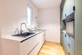 Zagreb, Trpimirova ulica, prekrasan trosobni stan s loggiom 48 NKP PRVI NAJAM + garaža, Zagreb, Wohnung