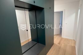 Zagreb, Blato, prekrasan trosoban stan NKP 76 m2 + 1 GPM, Zagreb, Apartamento