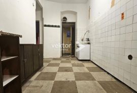 Centar,širi centar, 124m2, poslovni prostor za uređenje, Rijeka, Commercial property