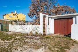 Građevinsko zemljište Na prodaju građevinsko zemljište, 400 m2, sa uporabnom dozvolom, Barbariga, Vodnjan, Terrain