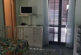 SUKOŠAN APARTHOTEL - 9 apartmana, Sukošan, Коммерческая недвижимость