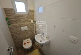 Povljana - apartman moderna novogradnja pogled more! 235000€, Povljana, Appartment