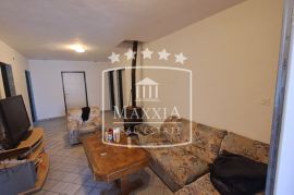 Vir - Restoran + stambeni objekt 361m2! Novo u ponudi! 399000€, Vir, Casa